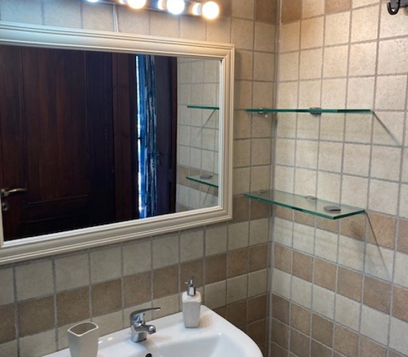 Upstairs Bathroom