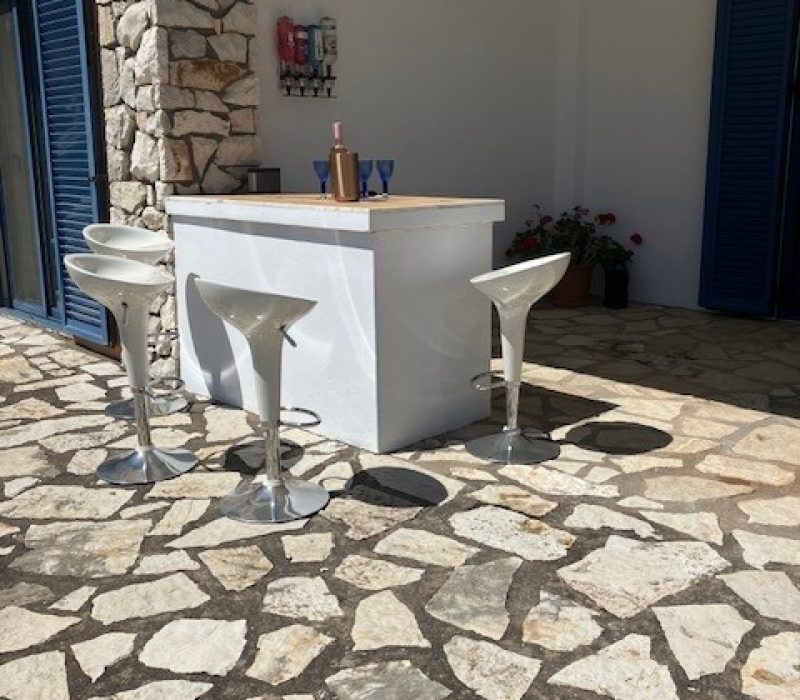 Villa Bar 1