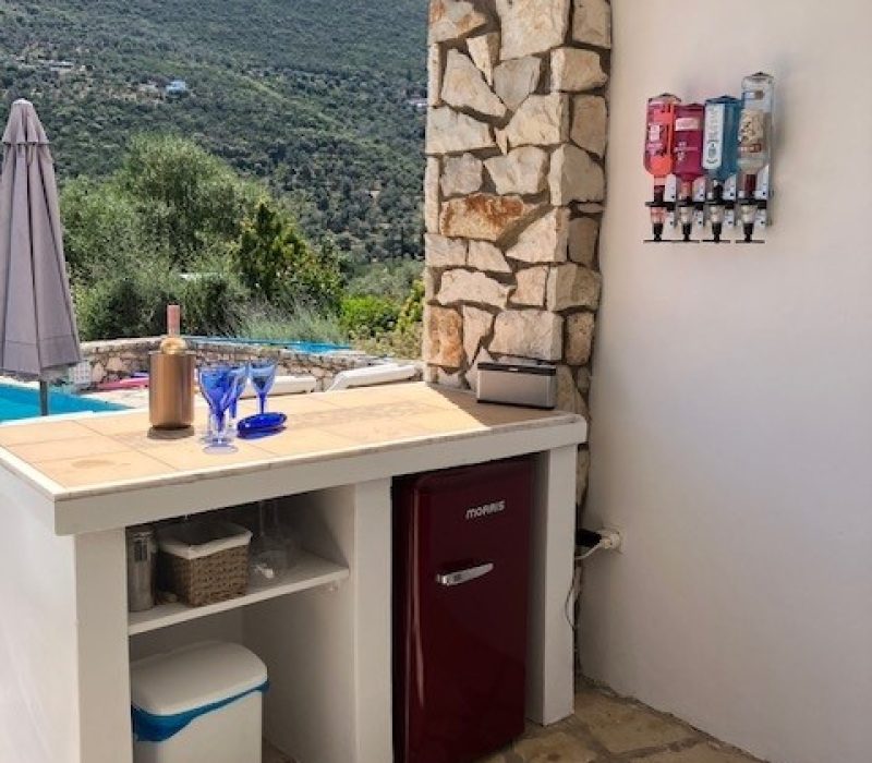 Villa Bar 2